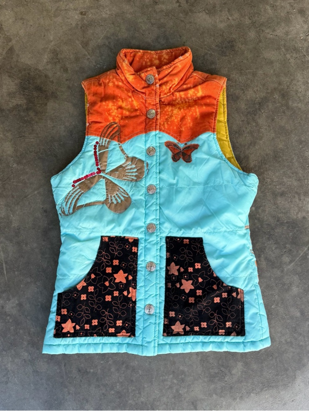 True Religion Puffer Butterfly Flower Snap Vest Woman’s Small